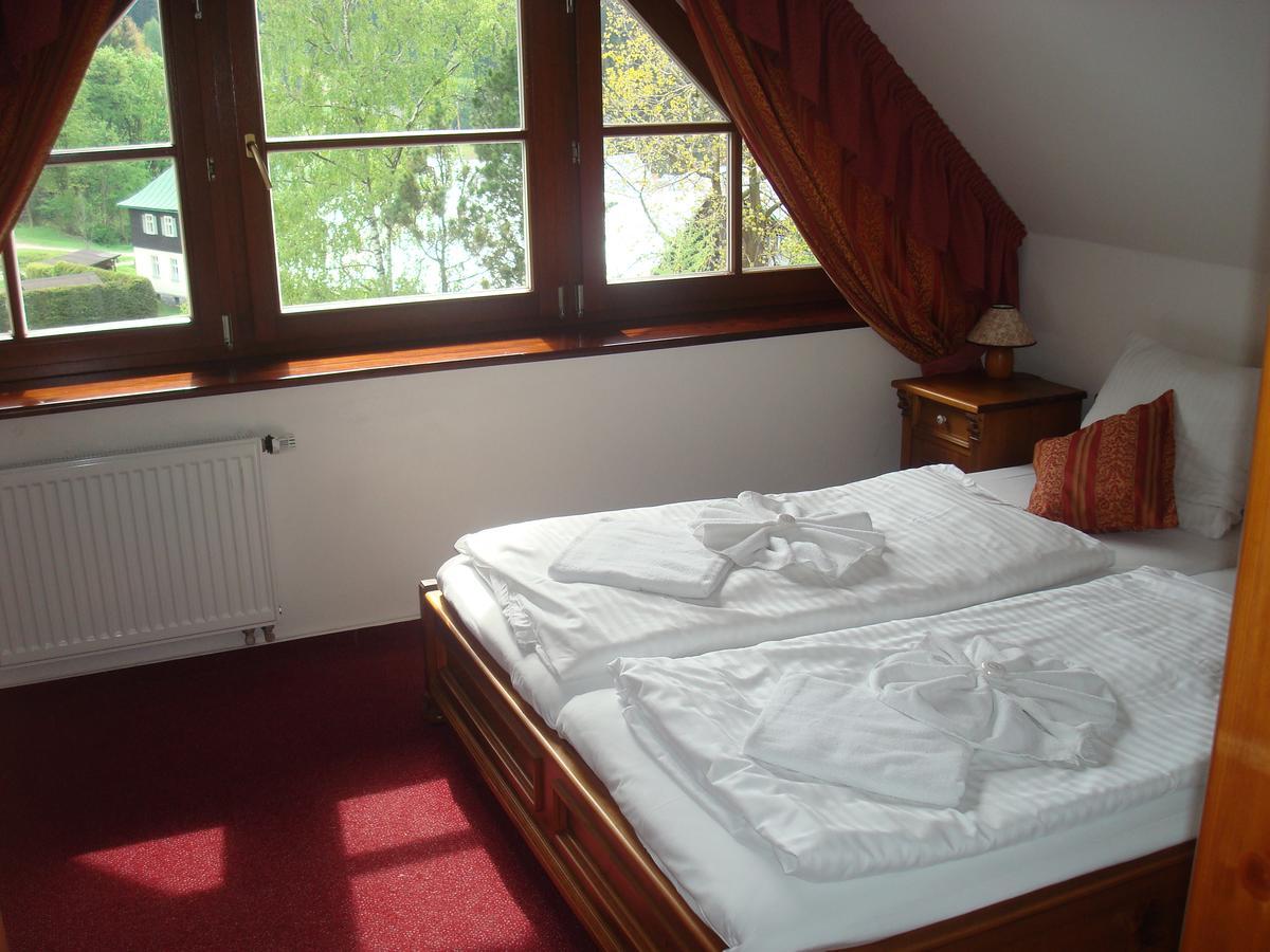 Sport Hotel Pomi Harrachov Oda fotoğraf